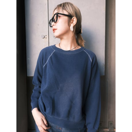 vintage like navy sweat