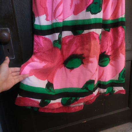 60s vintage / heavy linen flower dress