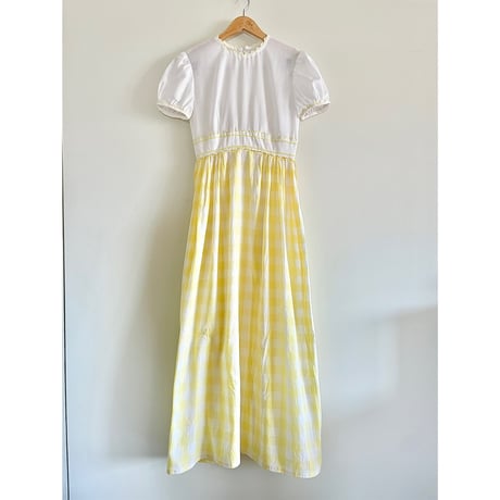 70s white × gingham check dress