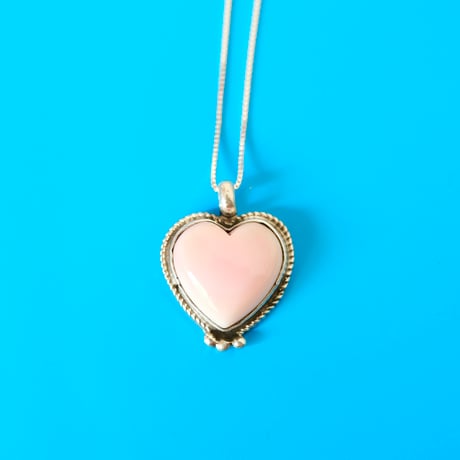 navajo / "heart" necklace / conch shell