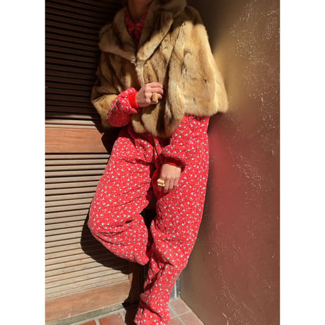 unknown / fur cape