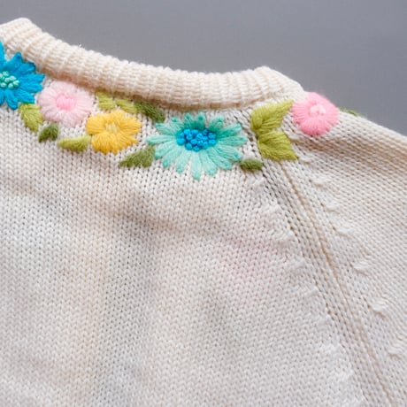 〜70s embroidery  knit cardigan