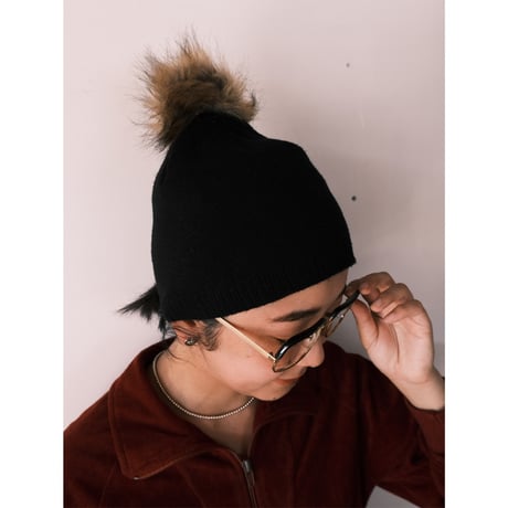 pon pon fur knit cap