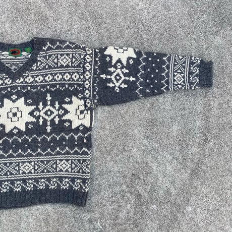BOSTON TRADERS / snow crystal knit