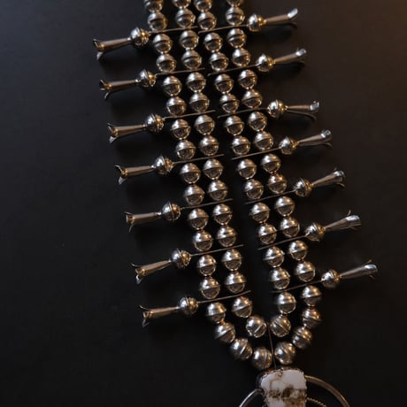 navajo "PhillGarcia" / squash blossom naja necklace