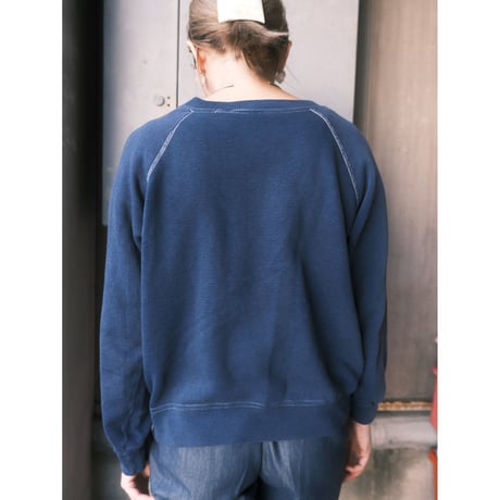 vintage like navy sweat