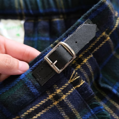 wool check skirt
