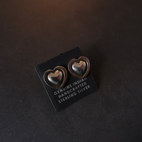 navajo / "♡" pierce / HRM