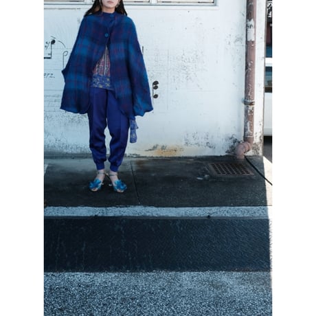 LOCHARRON / mohair check cape