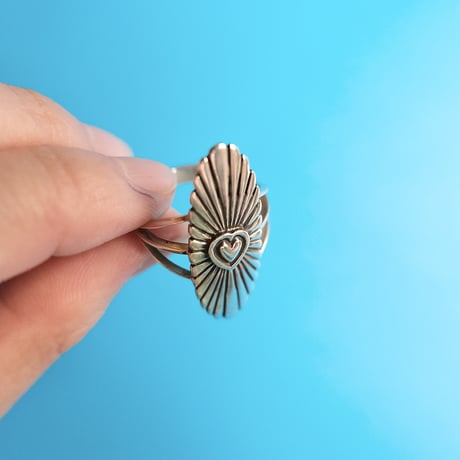 navajo / oval “♡” silver ring