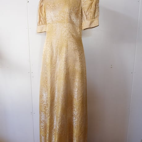 embroidery gold dress