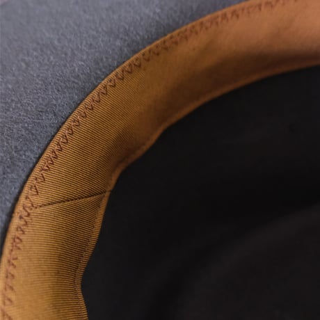 eski. original felt hat / gray