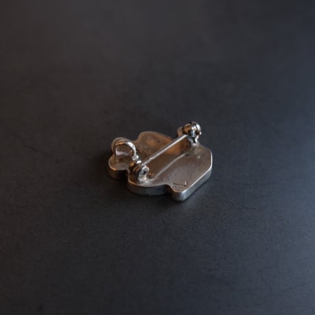 ZUNI / Daisy Duck brooch (pendant top)