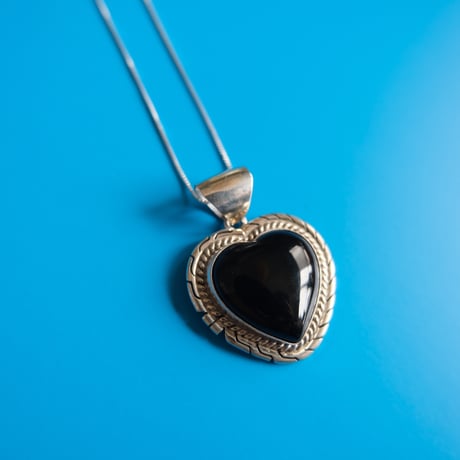 navajo / heart motif onyx necklace