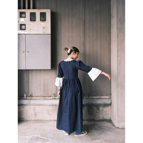 flare sleeve dress