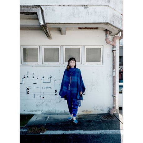 LOCHARRON / mohair check cape