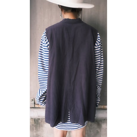 unknown / navy N/S shirt