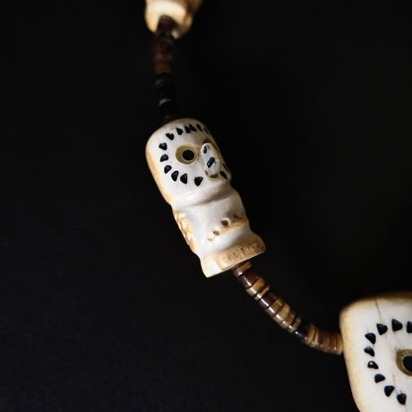 ZUNI / “owl” fetish necklace and pierce