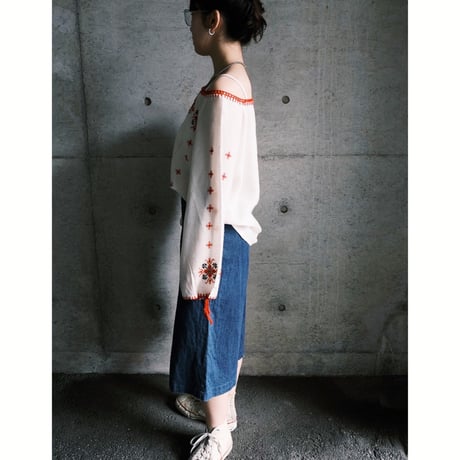 embroidery tops