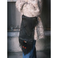 leather shoulder bag with fringe