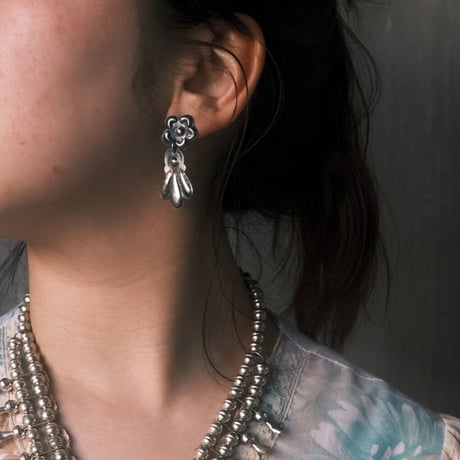 navajo / silver pierce