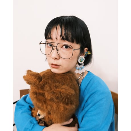 lili by SERI / beads flower ear cuff