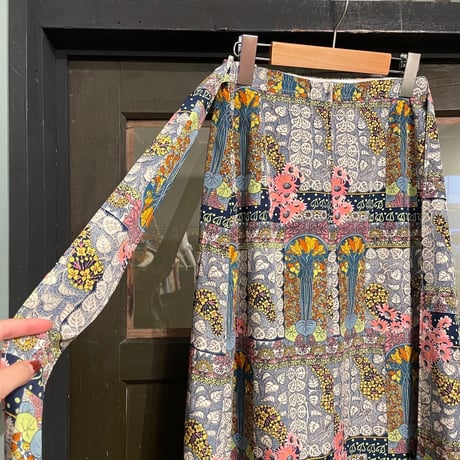 〜70s flower skirt