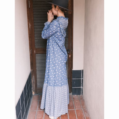 70s cotton flower dresss
