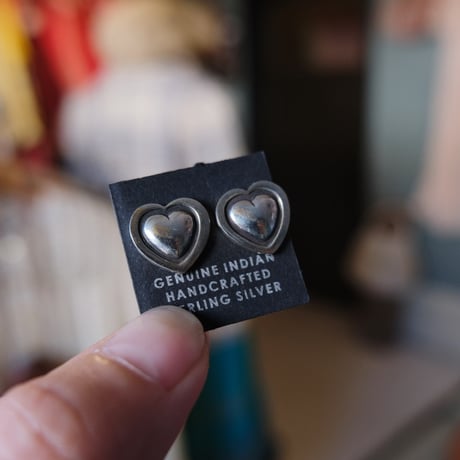 navajo / "♡" pierce / HRM