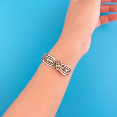 navajo "Arnold Blackgoat" / stamp work bangle