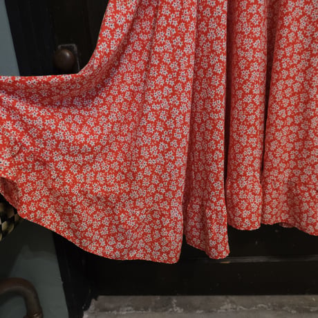 vintage flower dress / red