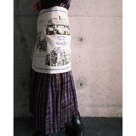 apron "village"
