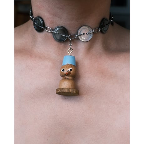 eski. original shell chain necklace "wood doll"