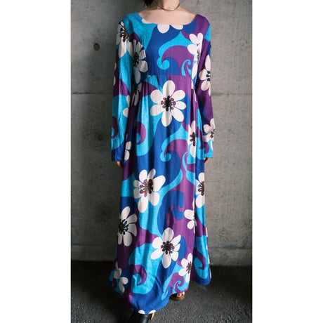 70s flower dress