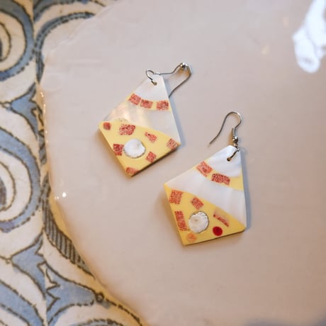 rhombus shell pierce