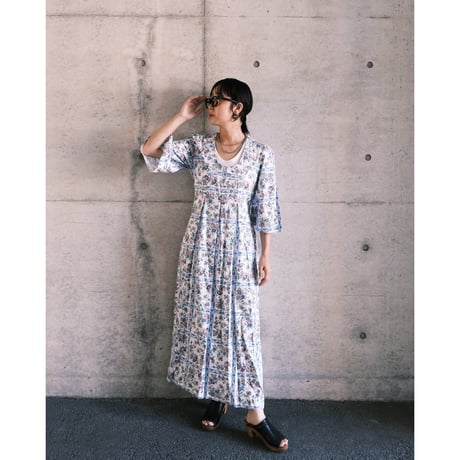 flower print dress