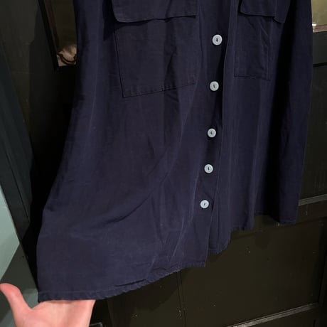 unknown / navy N/S shirt