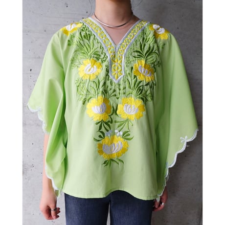 embroidery setup (tops×skirt) “light green”