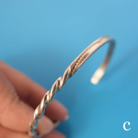 navajo "Elaine Tahe" twist × stamp work bangle