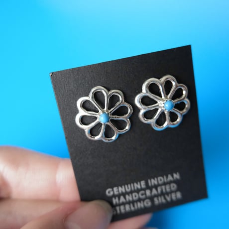 navajo /  flower pierce