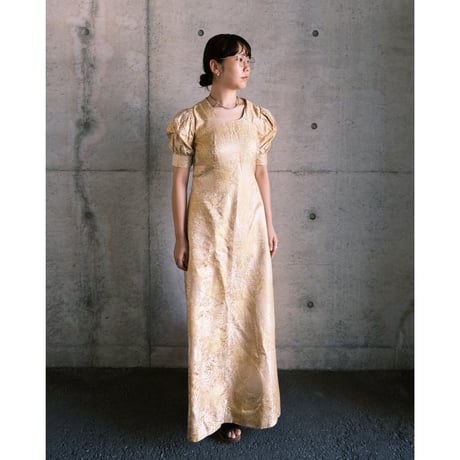 embroidery gold dress