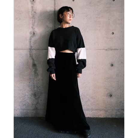 monotone short sweat