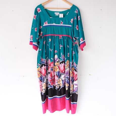 made in USA / floral dress