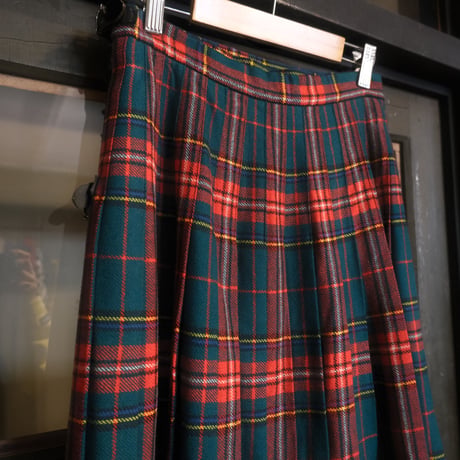made in Scotland / wool check skirt