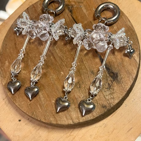 lili by SERI / "bear" pierce / clear