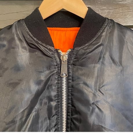 reversible / MA-1 type nylon jacket