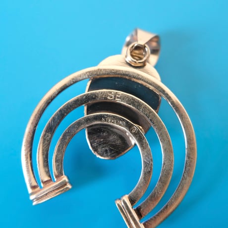 navajo / naja pendant top