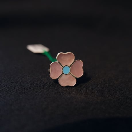 ZUNI flower ring / pink shell