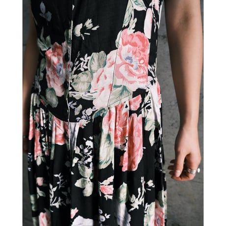 flower rayon dress “black”