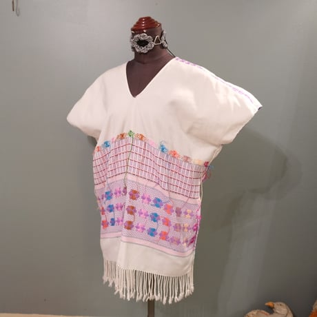embroidery tops
